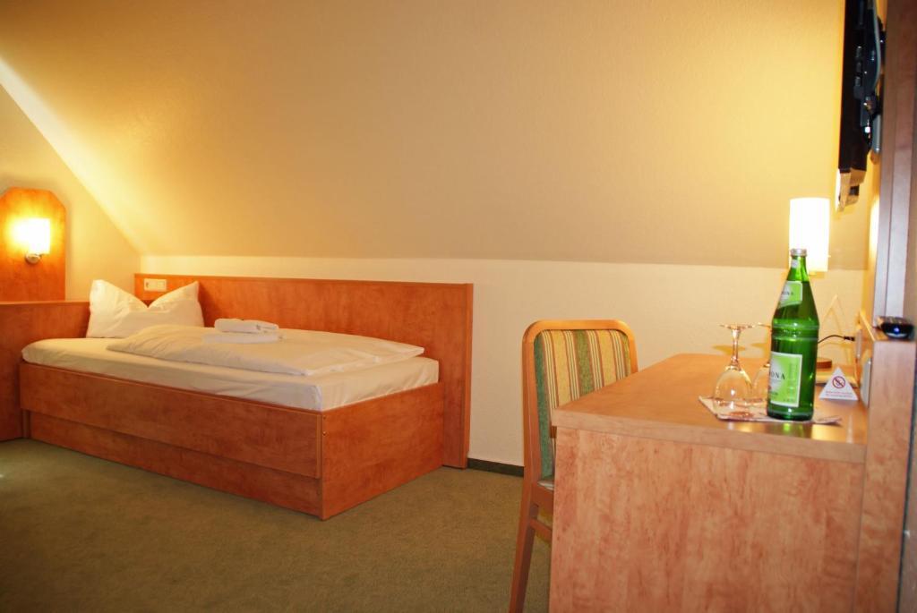 Gasthof Zur Muehle Kirchhatten Ruang foto
